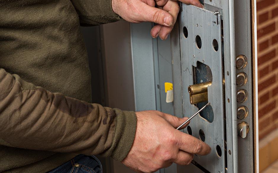 dépannage serrurier urgent Auffreville-Brasseuil